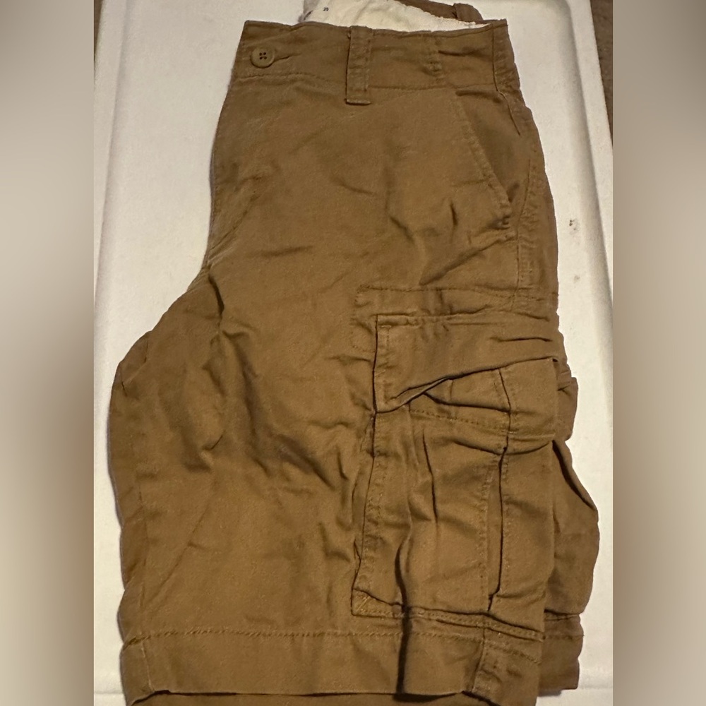 Men’s Old Navy Lived-In Straight Cargo shorts